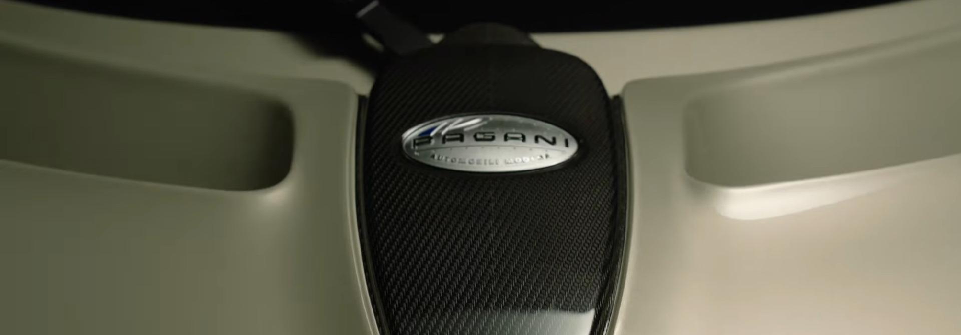 Siêu xe Pagani C10 lộ thêm chi tiết từ trong ra ngoài