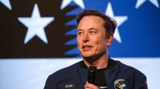 “Cảnh báo đỏ” của Tesla với Elon Musk