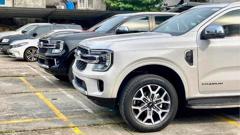 Diễn biến trái chiều thị trường ô tô Việt dịp cuối năm