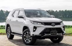 Fortuner 2.4 4x2 AT Dầu