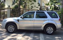 Escape XLS 2.3 AT 4X2