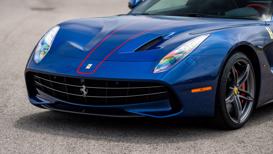 Cận cảnh Ferrari V12 F60 si&#234;u hiếm - Ảnh 7