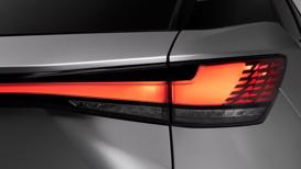 Lexus RX 2023 thế hệ mới ch&#237;nh thức ra mắt - Ảnh 6