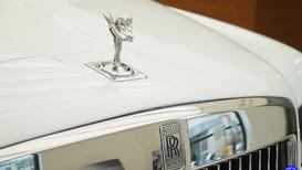 Cận cảnh si&#234;u SUV Rolls-Royce Cullinan gi&#225; 32 tỷ tại Việt Nam - Ảnh 9