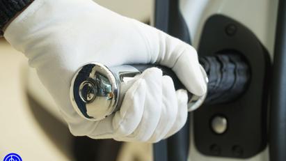 Cận cảnh si&#234;u SUV Rolls-Royce Cullinan gi&#225; 32 tỷ tại Việt Nam - Ảnh 21