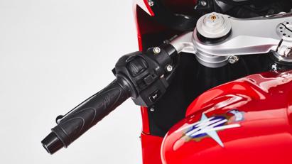 2021 MV Agusta F3 Rosso lộ diện: Gi&#225; mềm k&#232;m n&#226;ng cấp đ&#225;ng ch&#250; &#253; - Ảnh 2