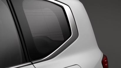 Toyota Land Cruiser 2022 mới ch&#237;nh thức ra mắt: Thay đổi thiết kế, giảm trọng lượng, động cơ mới - Ảnh 13