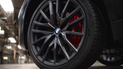 BMW ra mắt phi&#234;n bản đặc biệt của bộ ba X5, X6 v&#224; X7 - Ảnh 13