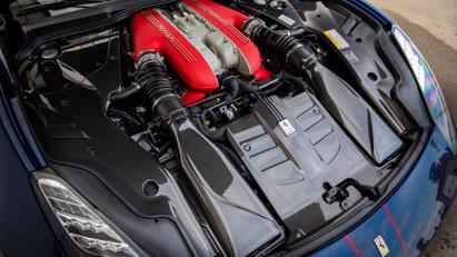 Cận cảnh Ferrari V12 F60 si&#234;u hiếm - Ảnh 2