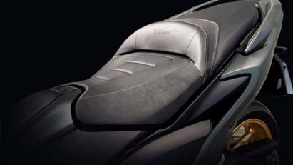 Yamaha TMax 560 2022 ra mắt tại Malaysia - Ảnh 4