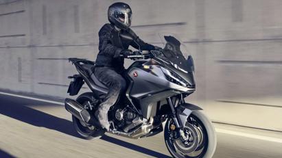 Honda chính thức ra mắt mẫu NT1100 sport-tourer 2022 - Ảnh 7