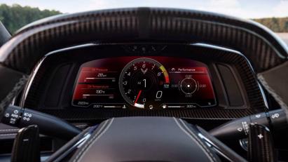 Chevrolet Corvette Z06 2023 ra mắt: Nhiều trang bị khủng, cải tiến cơ học, kh&#237; động học - Ảnh 7