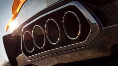 Chevrolet Corvette Z06 2023 ra mắt: Nhiều trang bị khủng, cải tiến cơ học, kh&#237; động học - Ảnh 14