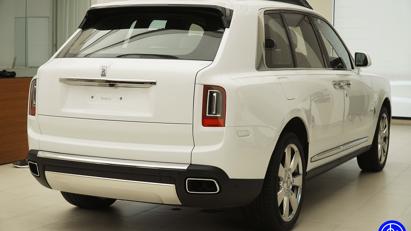 Cận cảnh si&#234;u SUV Rolls-Royce Cullinan gi&#225; 32 tỷ tại Việt Nam - Ảnh 16