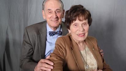 Ủng hộ bộ sưu tập xe hơn 10 triệu USD cho trường đại học - Ảnh 1