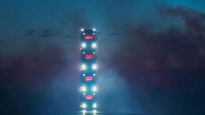 Video quảng c&#225;o xe &quot;c&#243; một kh&#244;ng hai&quot; của Volvo - Ảnh 4