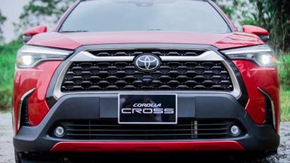 Corolla Cross 2020 - h&#227;y nh&#236;n t&#244;i như một &quot;Toyota kh&#225;c&quot; - Ảnh 3
