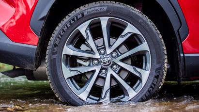 Corolla Cross 2020 - h&#227;y nh&#236;n t&#244;i như một &quot;Toyota kh&#225;c&quot; - Ảnh 18