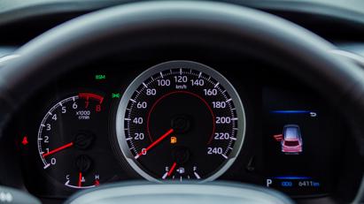 Corolla Cross 2020 - h&#227;y nh&#236;n t&#244;i như một &quot;Toyota kh&#225;c&quot; - Ảnh 23