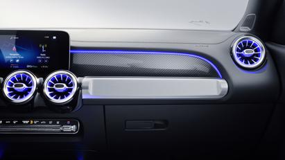 Mercedes GLB 200 AMG về Việt Nam, gi&#225; gần 2 tỷ đồng - Ảnh 18