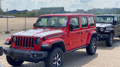 Loạt xe Jeep chính hãng cập cảng, sớm ra mắt thị trường Việt - Ảnh 1