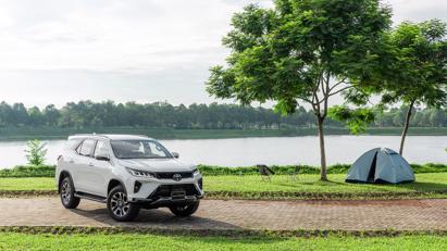 So s&#225;nh Toyota Fortuner 2020 v&#224; Kia Sorento 2021 vừa ra mắt - Ảnh 1