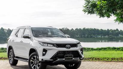 So s&#225;nh Toyota Fortuner 2020 v&#224; Kia Sorento 2021 vừa ra mắt - Ảnh 3