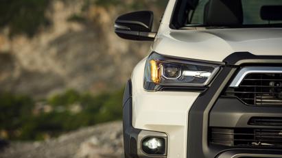 Toyota Hilux 2020 – C&#250; bứt tốc ngoạn mục của “vua” n&#250;i rừng - Ảnh 8