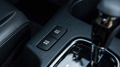 Toyota Hilux 2020 – C&#250; bứt tốc ngoạn mục của “vua” n&#250;i rừng - Ảnh 21