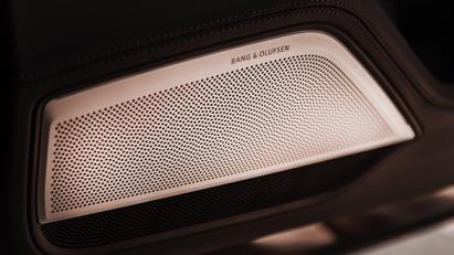 Cận cảnh Audi A8L mới vừa về Việt Nam - Ảnh 15