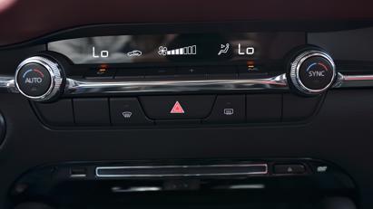 Hướng đến hạng sang, Mazda3 mới gi&#225; cao nhất 939 triệu đồng - Ảnh 2