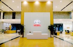 Toyota Việt Nam ra mắt đại lý Toyota TNG Hòa Bình