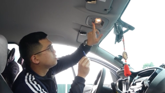 Cách tự thay hệ thống bóng đèn trên ôtô