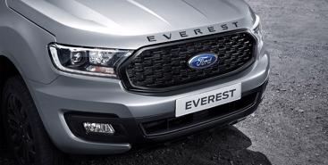 Ford Everest Sport mới ra mắt, giá 1,112 tỷ đồng