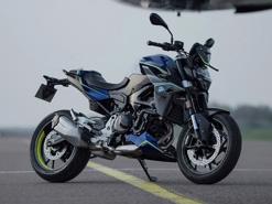 BMW ra mắt phiên bản F 900 R Force - Giới hạn 300 chiếc