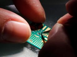 Ngành công nghiệp ô tô chịu hậu quả nặng nề nhất do thiếu chip