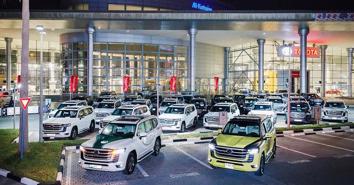Cảnh sát Dubai chơi lớn: Bổ sung cả “dàn” Toyota Land Cruiser 2022
