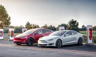 Elon Musk huy động tất cả nhân viên đi làm