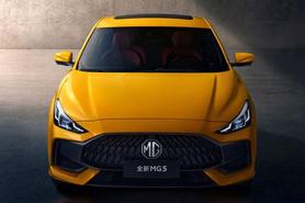 Ô tô Trung Quốc liên tiếp về Việt Nam dịp cận tết