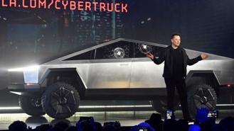 Bán tải điện đình đám lúc ra mắt Tesla Cybertruck “có thể thất bại”