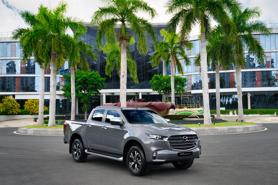 All new Mazda BT-50 giá từ 659 triệu đồng, ưu đãi 20 triệu đồng nếu đặt mua sớm