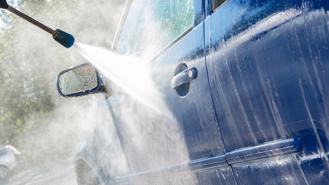 Cần lưu ý gì khi rửa xe áp suất cao?