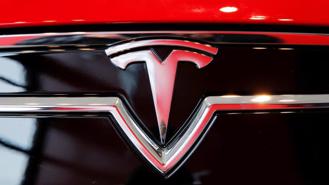 Elon Musk: "30-40 năm nữa, xe điện mới thống trị toàn thế giới"