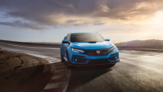 Hãng xe đầu tiên Nhật Bản bán ô tô trực tuyến