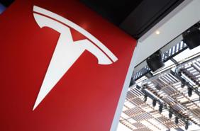 Mỹ “truy” Tesla do không thu hồi xe liên quan đến hệ thống hỗ trợ tự lái