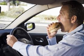 Mẹo nhỏ giúp nội thất xe ô tô luôn sạch sẽ