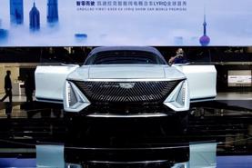 Cadillac tái cấu trúc các đại lý ở Mỹ để thách đấu Tesla