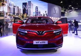 Vinfast ra mắt toàn cầu hai mẫu xe điện mới tại Los Angeles Auto Show 2021