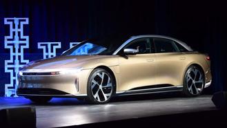 Lucid sẵn sàng bán công nghệ sản xuất xe điện