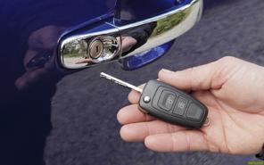 Phải làm gì khi bị mất chìa khóa xe ô tô?